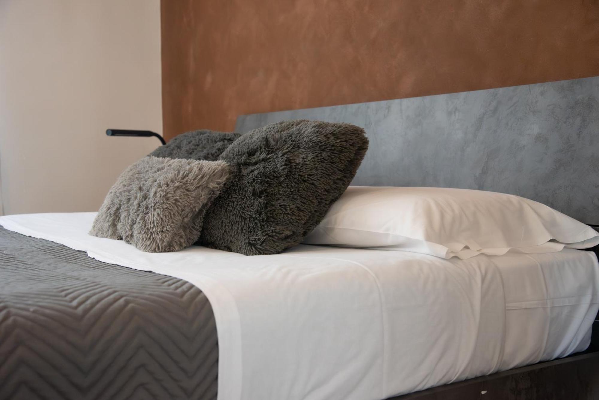 Santonofrio Apartments Рим Экстерьер фото