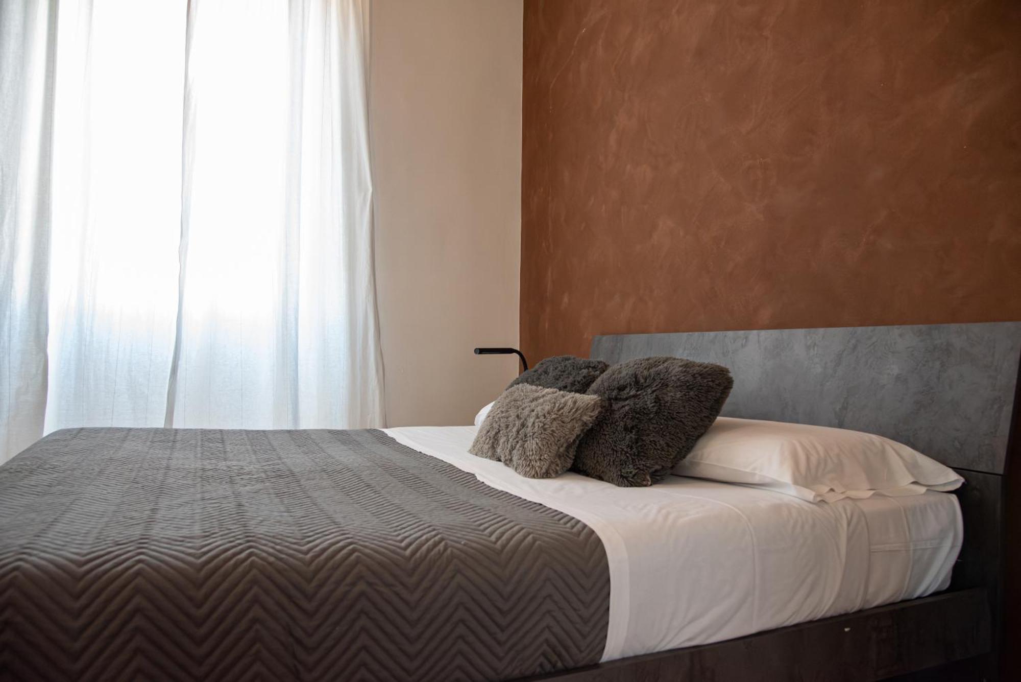 Santonofrio Apartments Рим Экстерьер фото