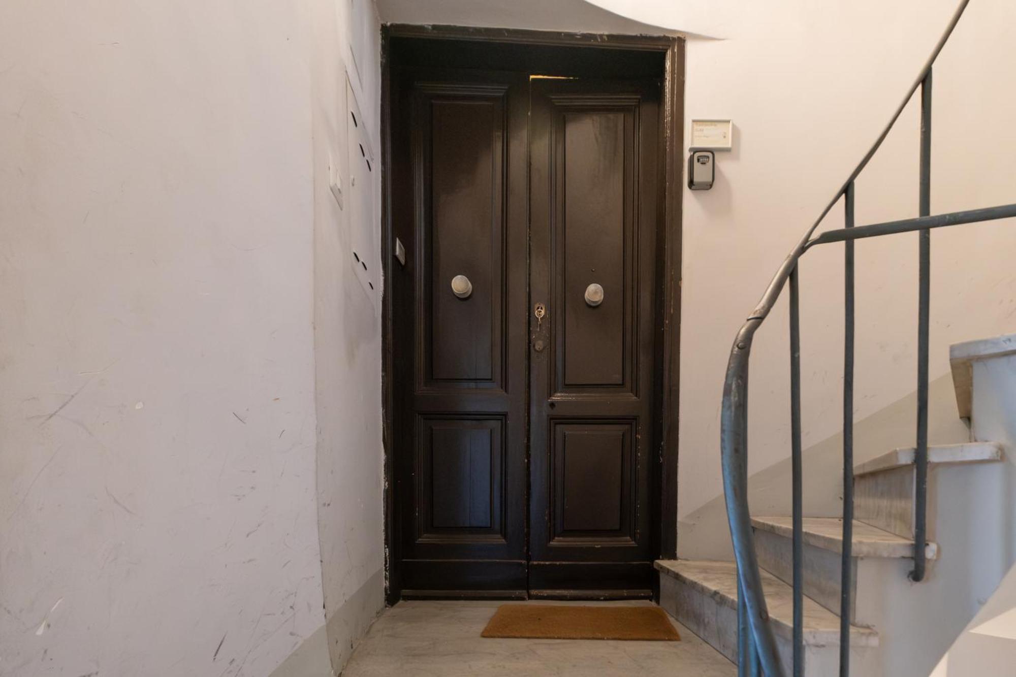 Santonofrio Apartments Рим Экстерьер фото