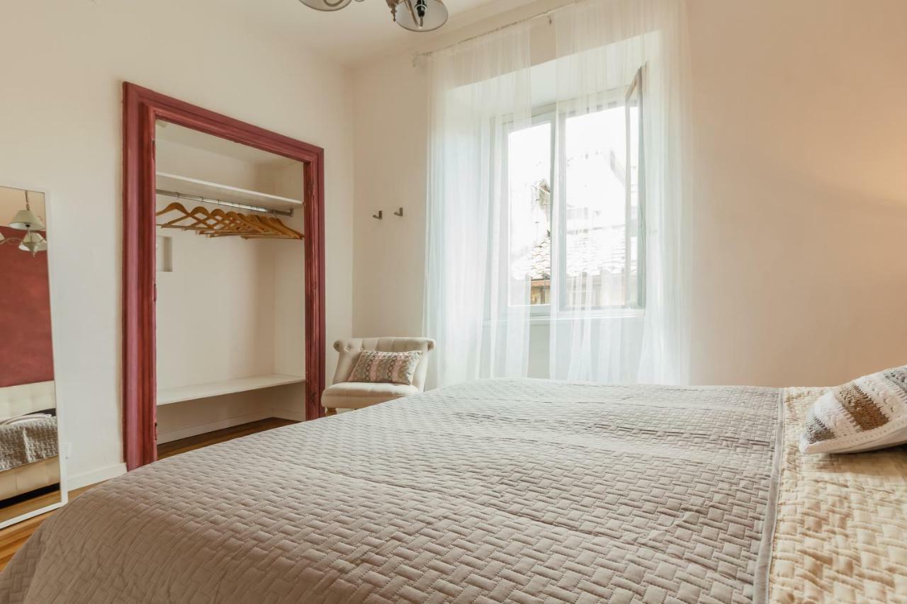 Santonofrio Apartments Рим Экстерьер фото